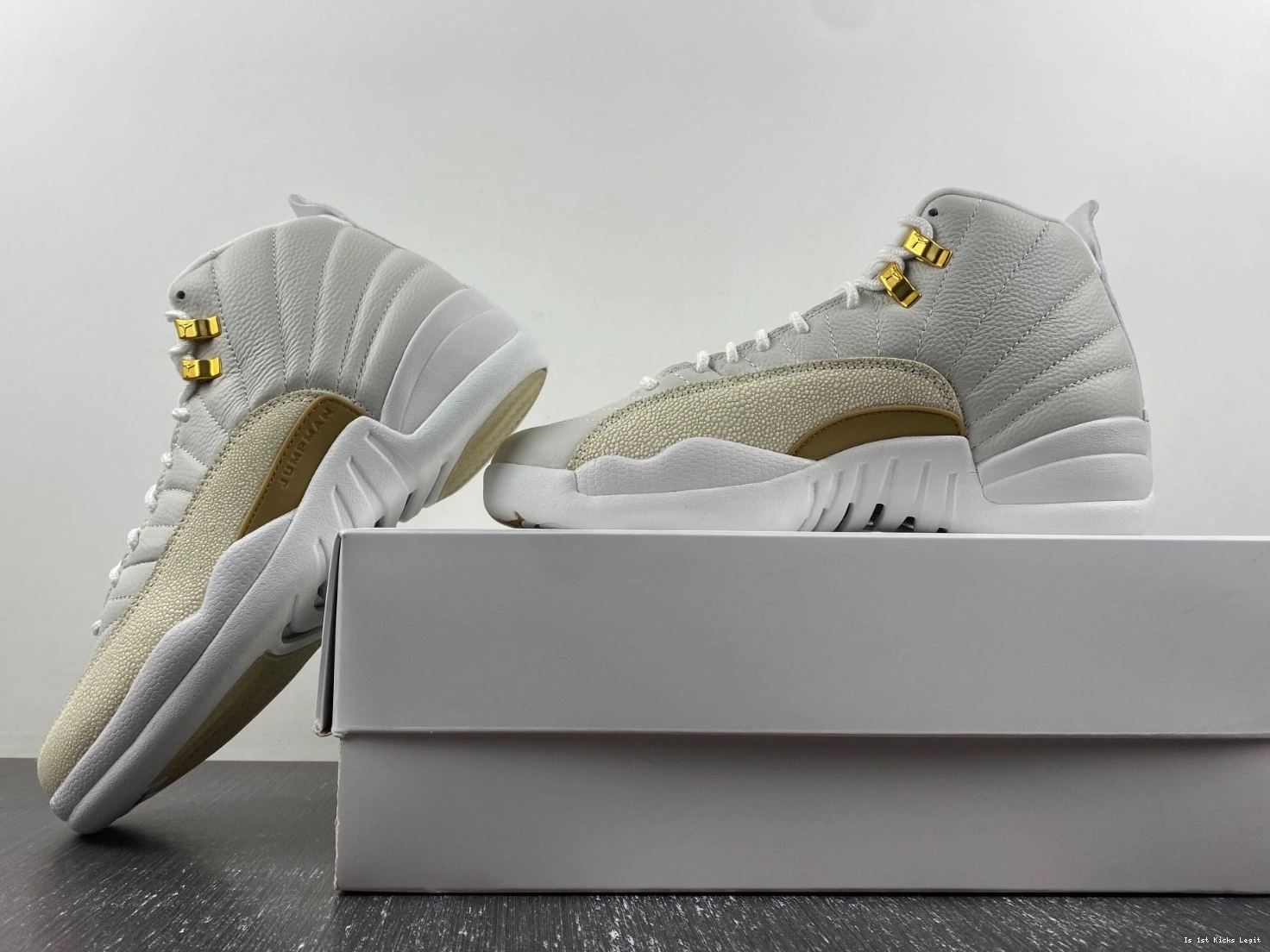 OVO White 12 Jordan Retro 873864-102 - 1005